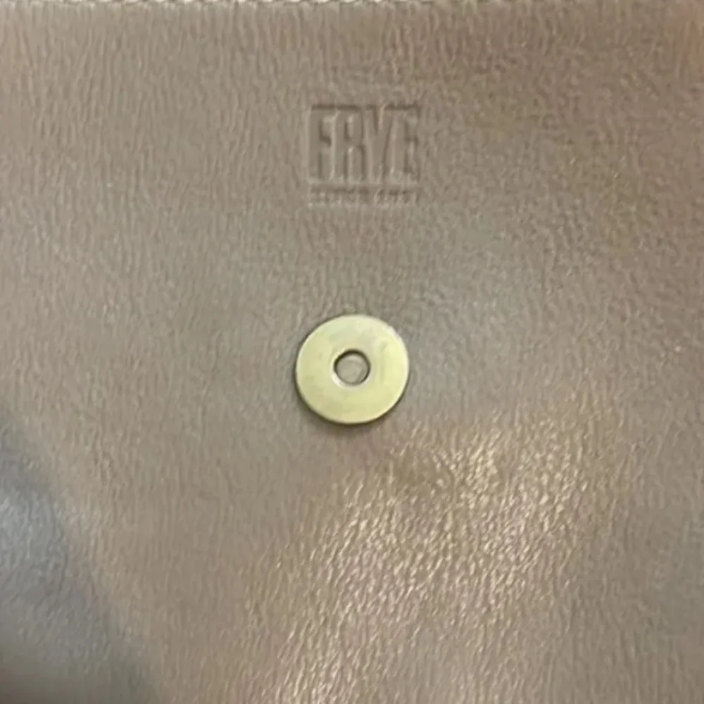Frye Olivia crossbody iced taupe. eUC!